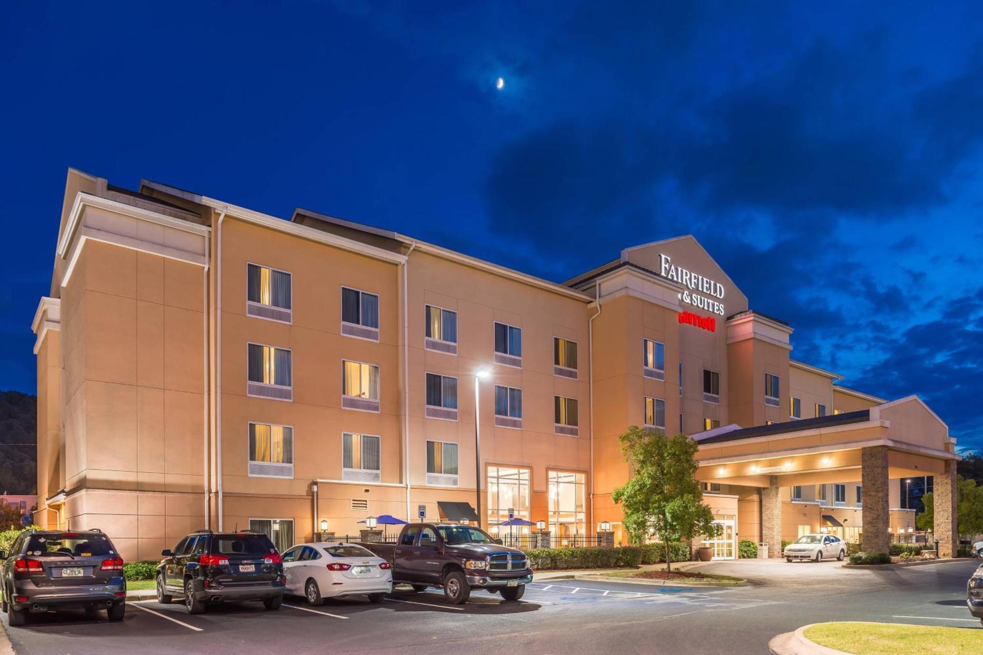 Fairfield Inn And Suites By Marriott Birmingham Pelham/I-65 Exterior photo